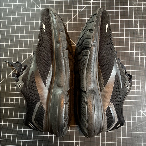 BROOK GHOST 15 Women’s Running Shoes🏃♀️ - Picture 10 of 15